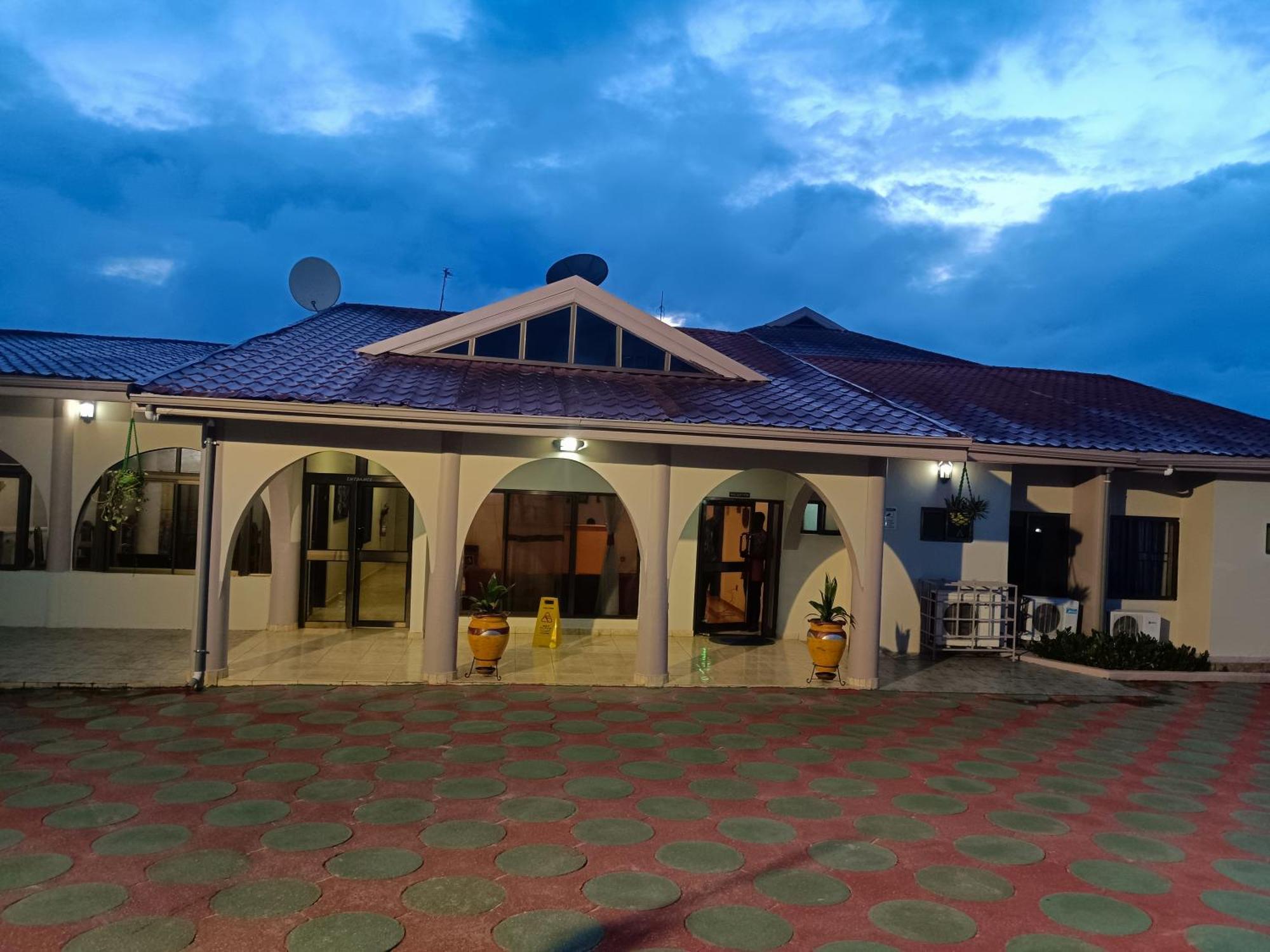 Prestige Guesthouse ,Ksi Kumasi Exterior photo